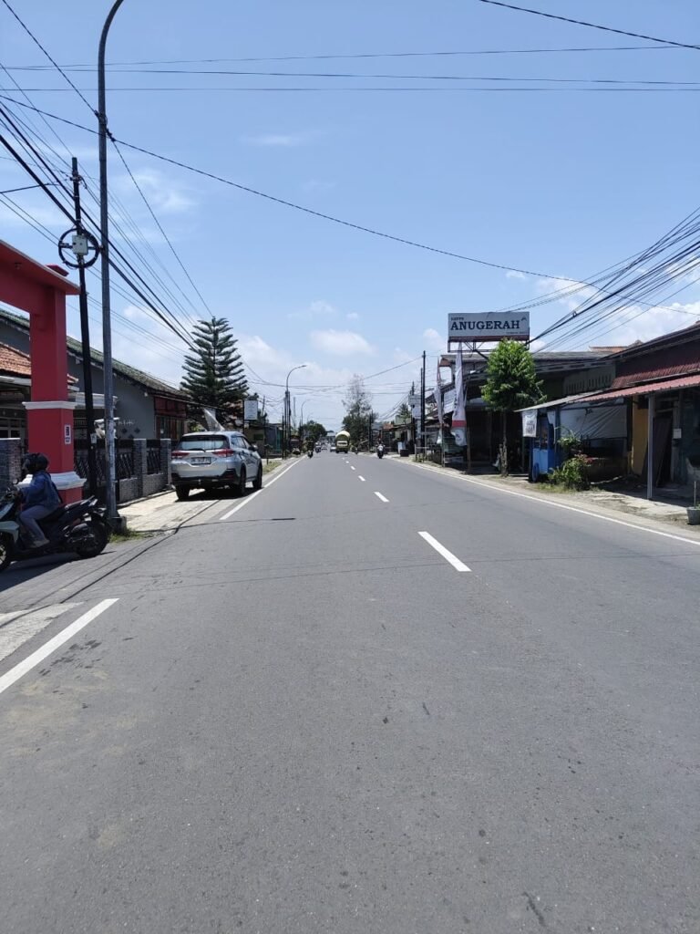 RUMAH PESAN BANGUN DEKAT PERTAMINA MAOS